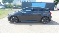 Quasargrau b7rgrau Gebraucht 2022 Cupra Born Kleinwagen | 23.990 € (Guter Preis)