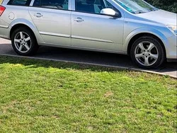 Grau Gebraucht 2008 Opel Astra Kombi | 1.300 € (Guter Preis)