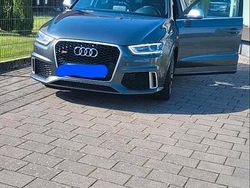 Grau Gebraucht 2014 Audi RS Q3 SUV | 23.000 € (Fairer Preis)