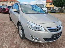 Gebraucht 2010 Opel Astra Selection Kleinwagen | 2.399 € (Superpreis)