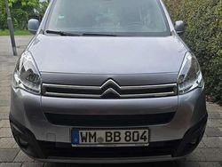 Silber Gebraucht 2017 Citroën Berlingo SELECTION Van / Kleinbus | 8.700 € (Fairer Preis)