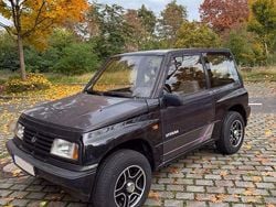 Schwarz Gebraucht 1990 Suzuki Vitara SUV | 2.600 €