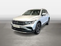 Reflexsilber (metallic) Gebraucht 2022 VW Tiguan Elegance SUV | 32.070 € (Guter Preis)