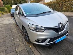 Silber Gebraucht 2017 Renault Scénic IV Bose Edition Van / Kleinbus | 10.500 € (Superpreis)