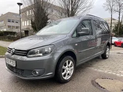Grau Gebraucht 2013 VW Caddy Maxi Edition Van / Kleinbus | 13.700 € (Etwas zu teuer)