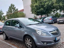 Grau Gebraucht 2009 Opel Corsa Kleinwagen | 3.699 € (Fairer Preis)