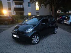 Schwarz Gebraucht 2007 Toyota Aygo Kleinwagen | 2.399 € (Fairer Preis)