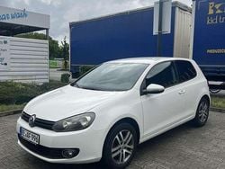 Weiß Gebraucht 2009 VW Golf VI Trendline Kleinwagen | 2.800 € (Fairer Preis)
