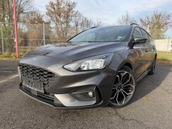 Grau Gebraucht 2020 Ford Focus ST-Line X Kombi | 14.499 € (Guter Preis)