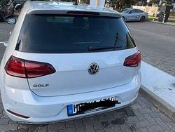 Silber Gebraucht 2018 VW Golf VII Comfortline Limousine | 16.800 € (Etwas zu teuer)