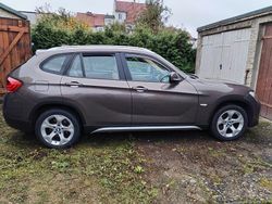 Beige Gebraucht 2011 BMW X1 SUV | 12.990 € (Fairer Preis)