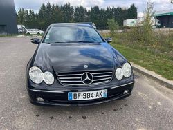 Schwarz Gebraucht 2003 Mercedes CLK200 Avantgarde | 2.990 € (Guter Preis)