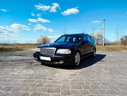 Schwarz Gebraucht 1999 Mercedes C43 AMG AMG Limousine | 12.900 €
