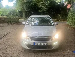 Silber Gebraucht 2014 Peugeot 308 Kombi | 4.200 €