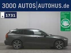 Weiss Gebraucht 2022 Volvo V60 Core Kombi | 32.480 € (Guter Preis)