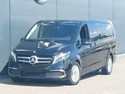 Schwarz Gebraucht 2023 Mercedes V300 Avantgarde Van / Kleinbus | 49.900 €