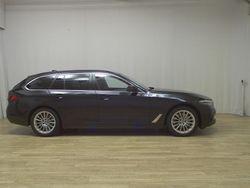 Schwarz Gebraucht 2021 BMW 520 Performance Kombi | 19.480 € (Superpreis)
