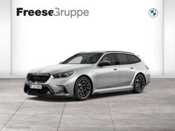 Grau Neu 2025 BMW M5 Shadowline Kombi | 143.490 € (Superpreis)