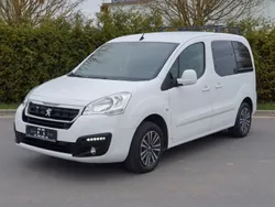 Weiß Gebraucht 2018 Peugeot Partner Tepee Active Van / Kleinbus | 6.999 € (Teuer)