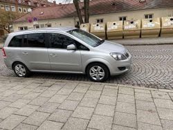 Silber Gebraucht 2011 Opel Zafira Design Edition Kombi | 1.500 € (Guter Preis)