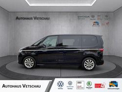 Deep black perleffekt Gebraucht 2024 VW Multivan Style Van | 55.990 € (Teuer)