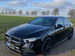 Schwarz Gebraucht 2020 Mercedes A180 AMG line Limousine | 22.999 € (Fairer Preis)