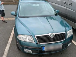 Grün Gebraucht 2005 Skoda Octavia Kombi | 2.800 € (Fairer Preis)