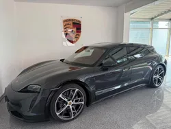 Grau Gebraucht 2022 Porsche Taycan Limousine | 89.980 €