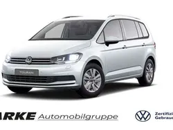 Oyster silver metallic Gebraucht 2024 VW Touran Comfortline Van / Kleinbus | 33.330 € (Fairer Preis)