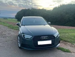 Grau Gebraucht 2019 Audi A3 Sportback Sport Limousine | 19.500 € (Fairer Preis)