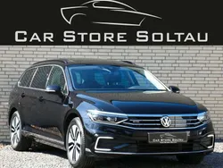 Deep black perleffekt Gebraucht 2020 VW Passat GTE Kombi | 25.770 € (Etwas zu teuer)