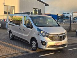 Grau Gebraucht 2017 Opel Vivaro Van | 13.999 € (Fairer Preis)