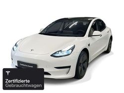 Pearl white multicoat Gebraucht 2021 Tesla Model 3 RWD Limousine | 25.000 € (Fairer Preis)