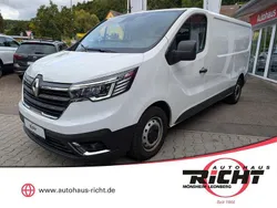 Gletscherweiss Gebraucht 2022 Renault Trafic Van | 19.970 € (Superpreis)