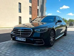 Schwarz Gebraucht 2024 Mercedes S450 AMG line Limousine | 116.160 €