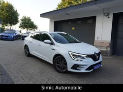 Weiß Gebraucht 2021 Renault Mégane IV Zen Limousine | 17.999 € (Fairer Preis)