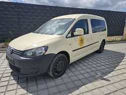 Gelb Gebraucht 2012 VW Caddy Maxi Trendline Van / Kleinbus | 2.990 €
