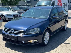 Blau Gebraucht 2012 VW Passat Trendline Kombi | 4.450 € (Superpreis)