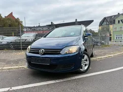 Blau Gebraucht 2011 VW Golf Plus Cross Comfortline Van / Kleinbus | 6.490 € (Fairer Preis)