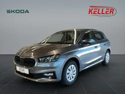 Graphitegrau metallic Neu 2025 Skoda Fabia Essence Kleinwagen | 18.250 € (Fairer Preis)