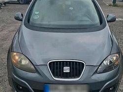 Grau Gebraucht 2012 Seat Altea XL Van / Kleinbus | 2.500 € (Guter Preis)