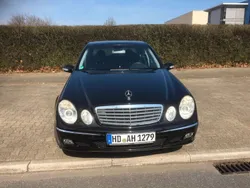 Schwarz Gebraucht 2006 Mercedes E200 Elegance Limousine | 6.200 € (Fairer Preis)