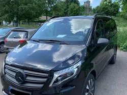 Schwarz Gebraucht 2020 Mercedes Vito Van / Kleinbus | 29.000 €