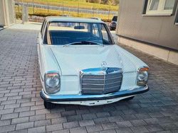 Weiß Gebraucht 1970 Mercedes 200 Limousine | 8.499 €