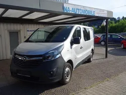 Grau Gebraucht 2015 Opel Vivaro Van | 12.950 € (Fairer Preis)