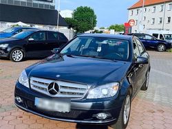 Grau Gebraucht 2009 Mercedes C180 Avantgarde Limousine | 7.500 €