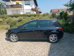 Schwarz Gebraucht 2012 VW Golf VI Match Kleinwagen | 8.991 €