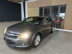 Grau Gebraucht 2010 Opel Astra GTC Sport Kleinwagen | 2.990 € (Guter Preis)