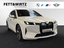 Alpinweiss Gebraucht 2025 BMW iX SUV | 62.800 € (Guter Preis)