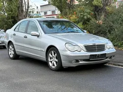 Silber Gebraucht 2000 Mercedes C200 Limousine | 4.599 €
